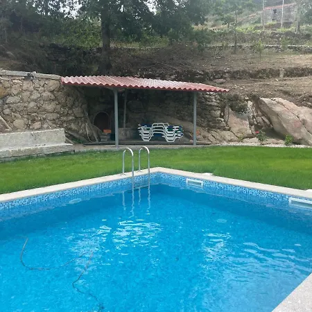 Ferienhaus Quintinha De Pinouco *